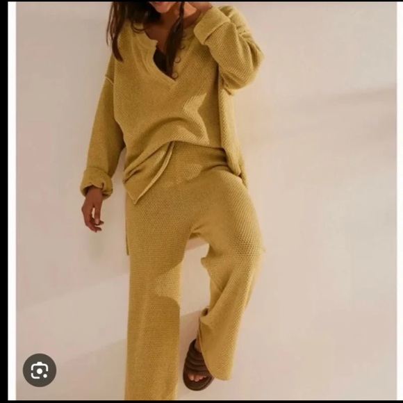 Free People Beach Hailee Sweater Wide Leg Pants in Dried Moss size Small - Picture 3 of 12